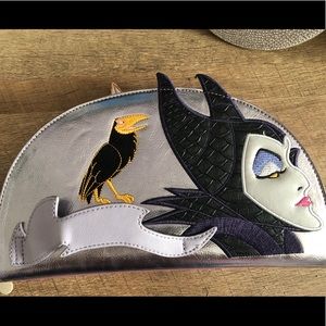 Danielle Nicole x Disney Clutch Sleeping Beauty